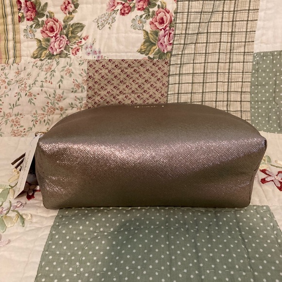 Cosmetic bag - Picture 4 of 5